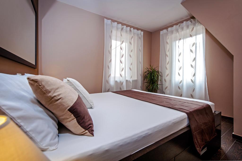 רוביני Apartments Casa Dekic מראה חיצוני תמונה