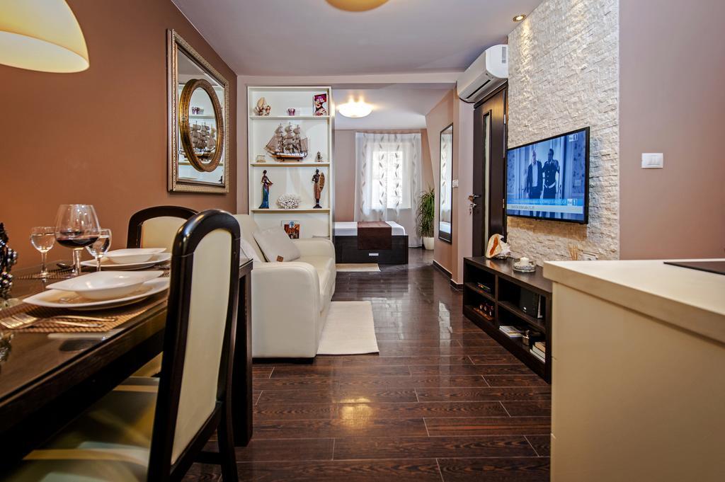 רוביני Apartments Casa Dekic מראה חיצוני תמונה